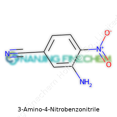 3-Amino-4-Nitrobenzonitrile